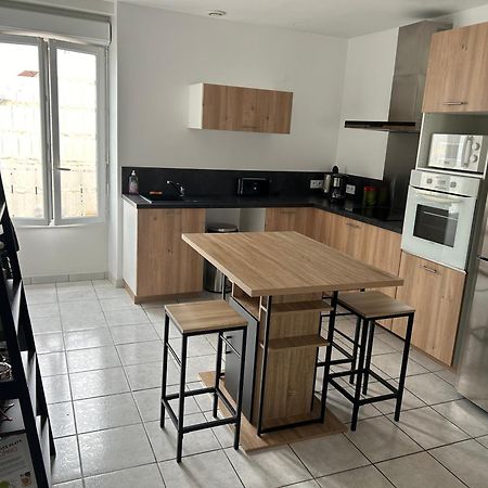Maison De Ville 2 Chambres Dange-Saint-Romain Kültér fotó